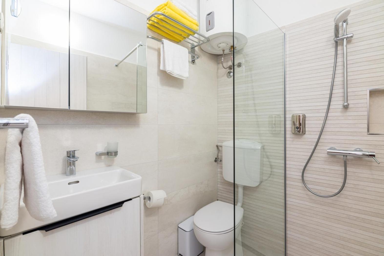 Apartments Cro Adria Stay Медулин Екстер'єр фото